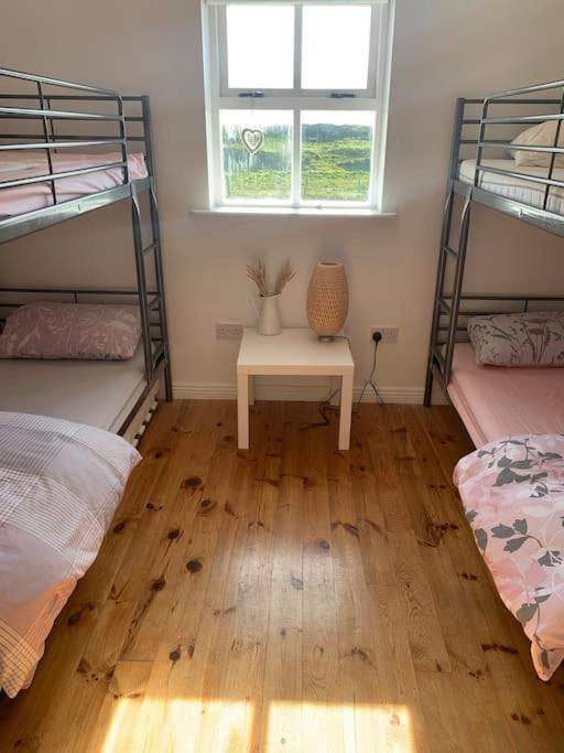 Pink Cottage バリーコニーリー エクステリア 写真